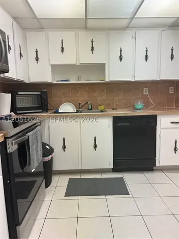 1250 NE 125th Street North Miami FL 33161
