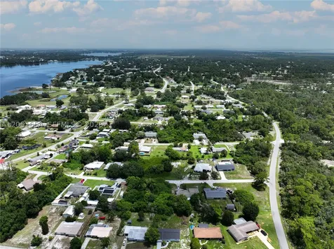 228 Melody Court Lake Placid FL 33852
