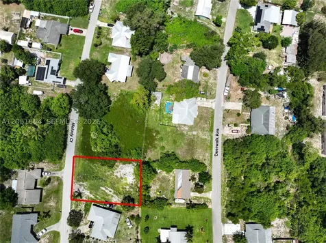 228 Melody Court Lake Placid FL 33852