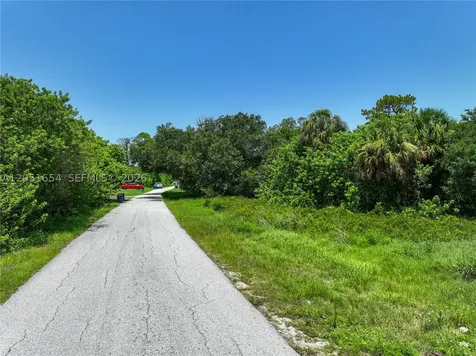 228 Melody Court Lake Placid FL 33852