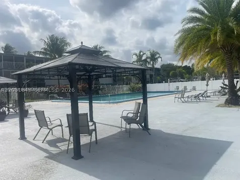 950 Hillcrest Drive Hollywood FL 33021