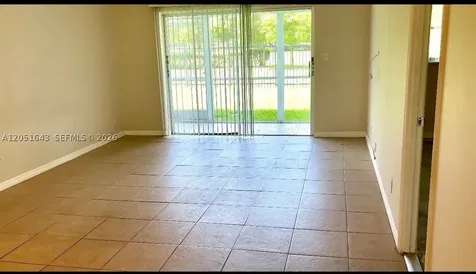 950 Hillcrest Drive Hollywood FL 33021