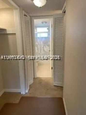 950 Hillcrest Drive Hollywood FL 33021