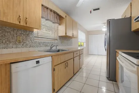 2917 Mckinley Street Hollywood FL 33020