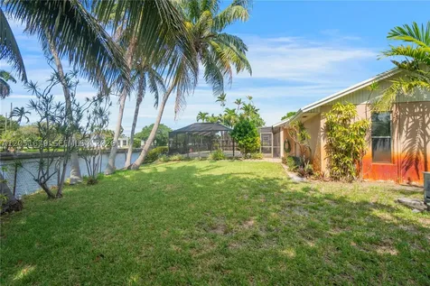 2917 Mckinley Street Hollywood FL 33020
