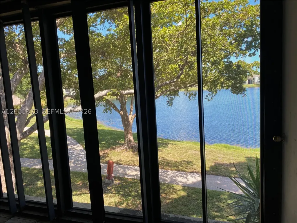 201 Lake Pointe Drive Oakland Park FL 33309