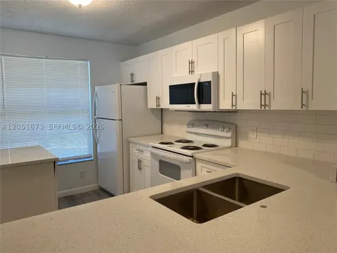 201 Lake Pointe Drive Oakland Park FL 33309