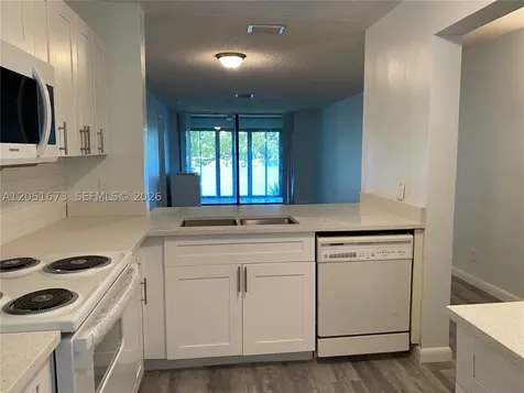 201 Lake Pointe Drive Oakland Park FL 33309