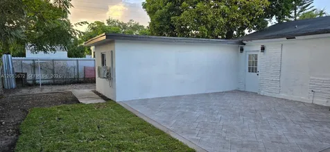 2480 NW 87th Terrace Miami FL 33147