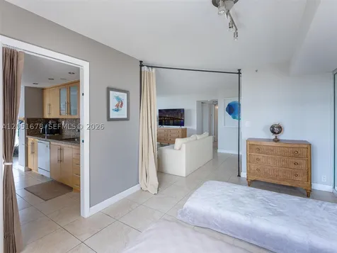 2000 Towerside Terrace Miami FL 33138