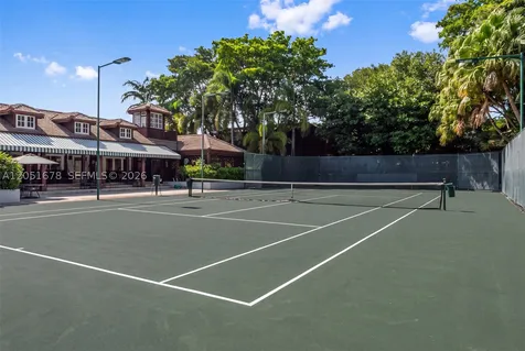 2000 Towerside Terrace Miami FL 33138