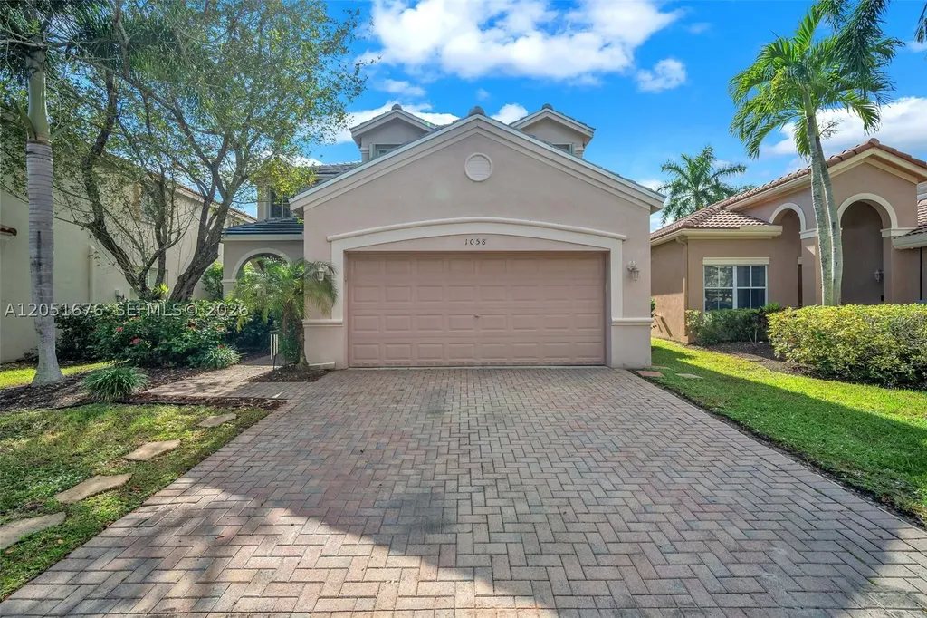 1058 Tupelo Way Weston FL 33327