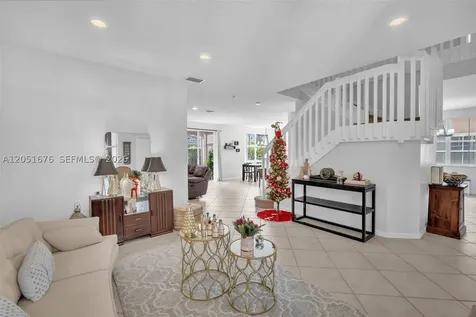 1058 Tupelo Way Weston FL 33327