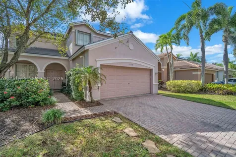 1058 Tupelo Way Weston FL 33327