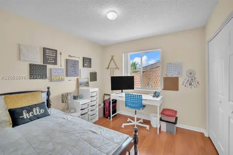 1058 Tupelo Way Weston FL 33327