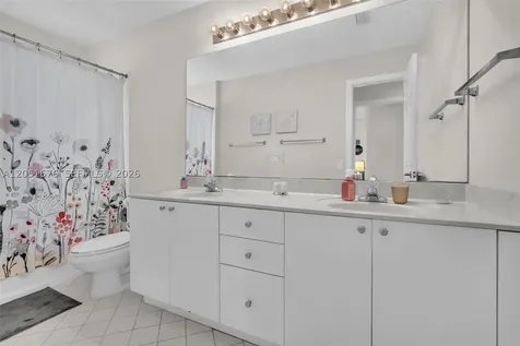 1058 Tupelo Way Weston FL 33327