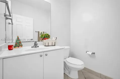 1058 Tupelo Way Weston FL 33327