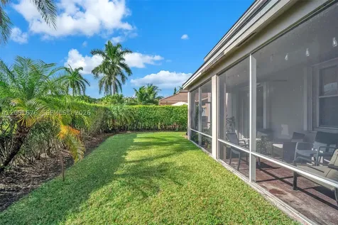 1058 Tupelo Way Weston FL 33327