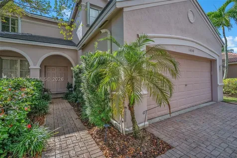 1058 Tupelo Way Weston FL 33327