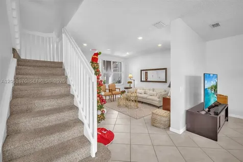1058 Tupelo Way Weston FL 33327