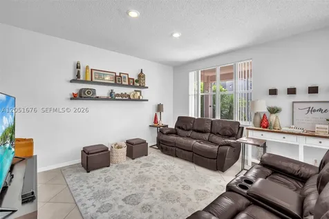 1058 Tupelo Way Weston FL 33327