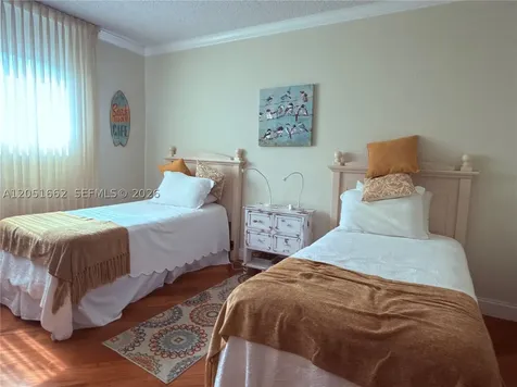 19380 Collins Avenue Sunny Isles Beach FL 33160