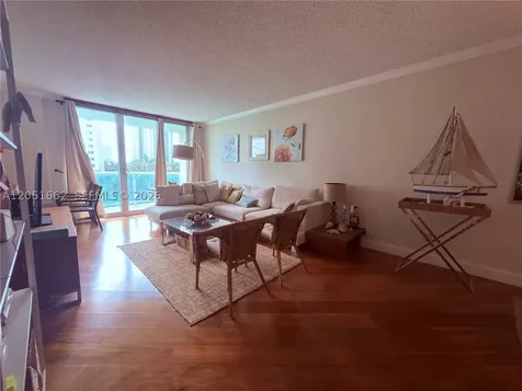 19380 Collins Avenue Sunny Isles Beach FL 33160
