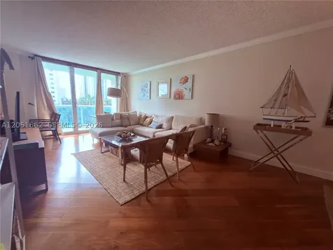 19380 Collins Avenue Sunny Isles Beach FL 33160
