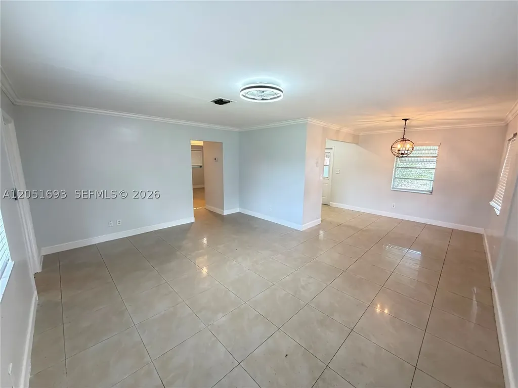 Hollywood FL 33020