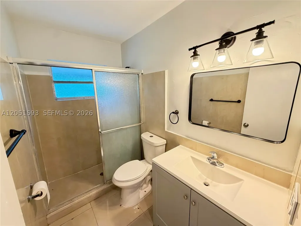 Hollywood FL 33020