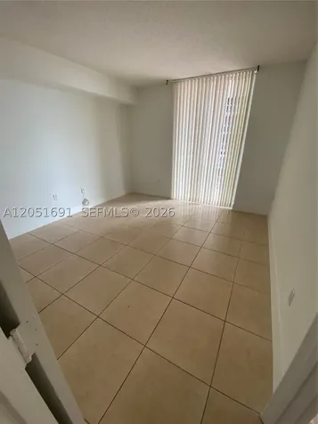 5085 NW 7th Street Miami FL 33126