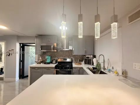 10417 NW 129th Street Hialeah Gardens FL 33018