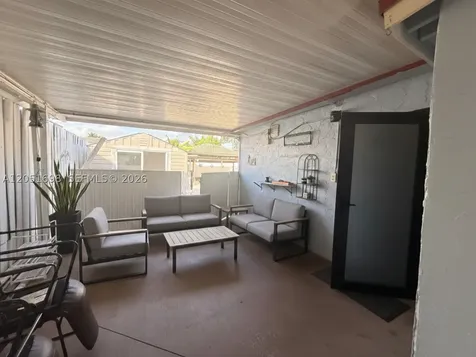 10417 NW 129th Street Hialeah Gardens FL 33018