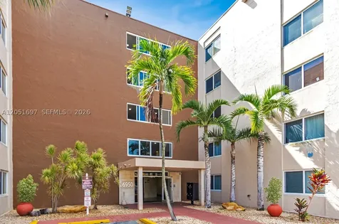 6950 Miami Gardens Drive Hialeah FL 33015