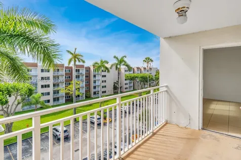 6950 Miami Gardens Drive Hialeah FL 33015