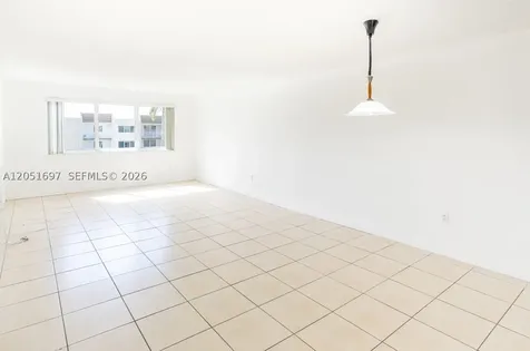 6950 Miami Gardens Drive Hialeah FL 33015