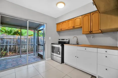 1515 NW 2nd Avenue Fort Lauderdale FL 33311