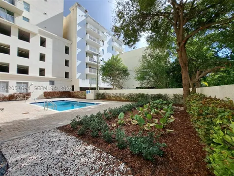 120 SW 8th Avenue Miami FL 33130
