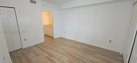 120 SW 8th Avenue Miami FL 33130