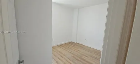 120 SW 8th Avenue Miami FL 33130