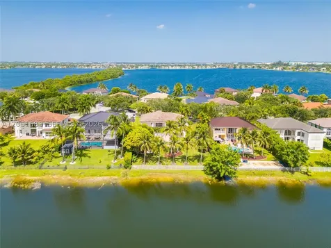 4918 SW 195th Terrace Miramar FL 33029