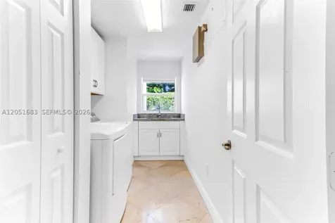 4918 SW 195th Terrace Miramar FL 33029