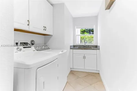 4918 SW 195th Terrace Miramar FL 33029