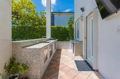 4918 SW 195th Terrace Miramar FL 33029
