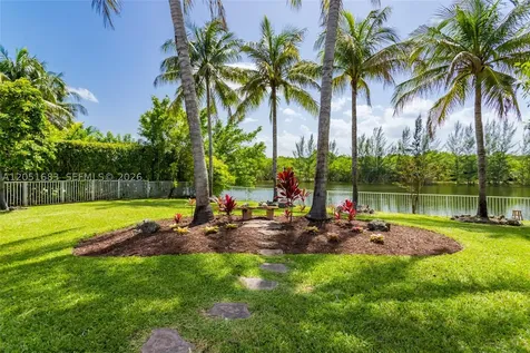 4918 SW 195th Terrace Miramar FL 33029