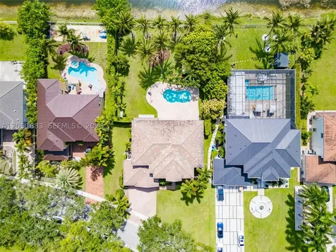 4918 SW 195th Terrace Miramar FL 33029