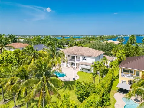 4918 SW 195th Terrace Miramar FL 33029