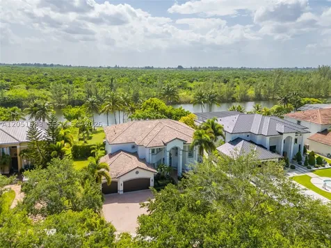 4918 SW 195th Terrace Miramar FL 33029