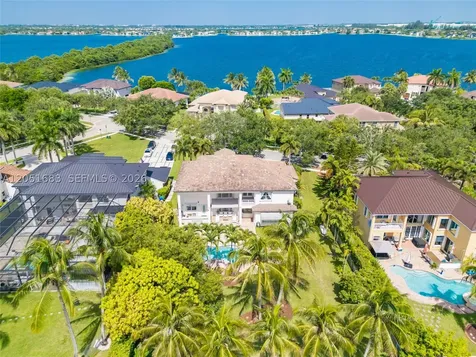 4918 SW 195th Terrace Miramar FL 33029