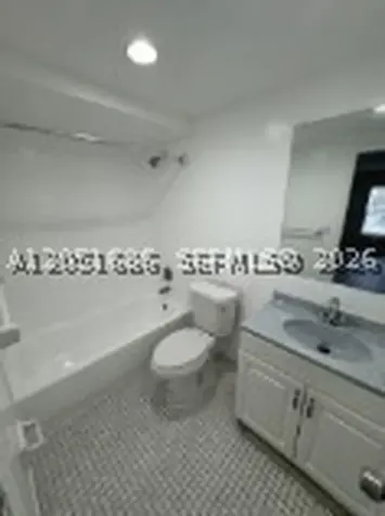 8481 Springtree Drive Sunrise FL 33351